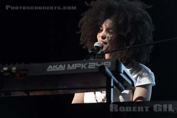 IBEYI - 2015-07-01 - PARIS - Philharmonie de Paris 2 - 